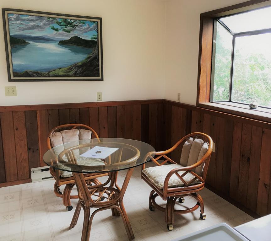 Driftwood Village Cottages Sturdies Bay Ngoại thất bức ảnh